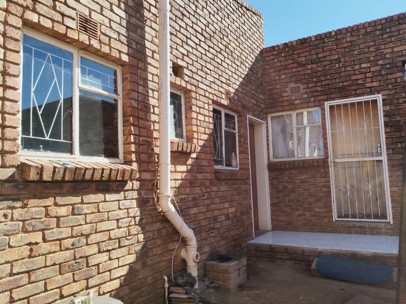 To Let 5 Bedroom Property for Rent in Kuruman Northern Cape